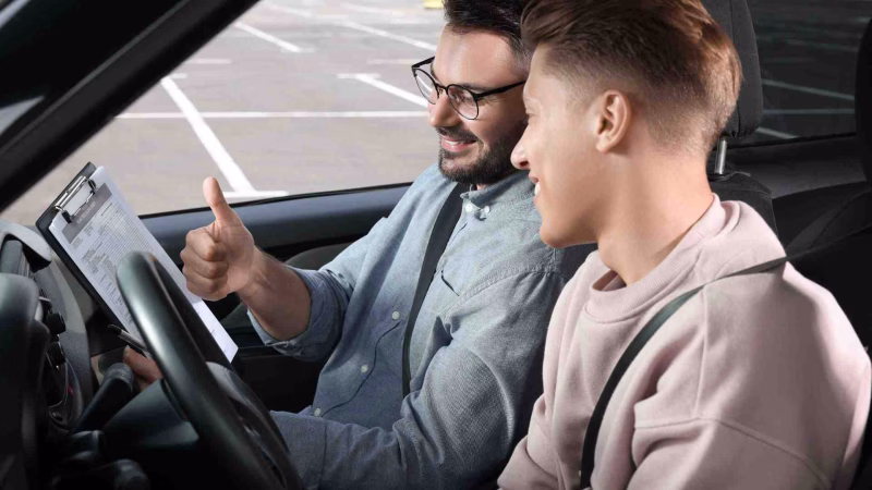 Steering Toward Success: How to Get Your Teen Ready to Drive