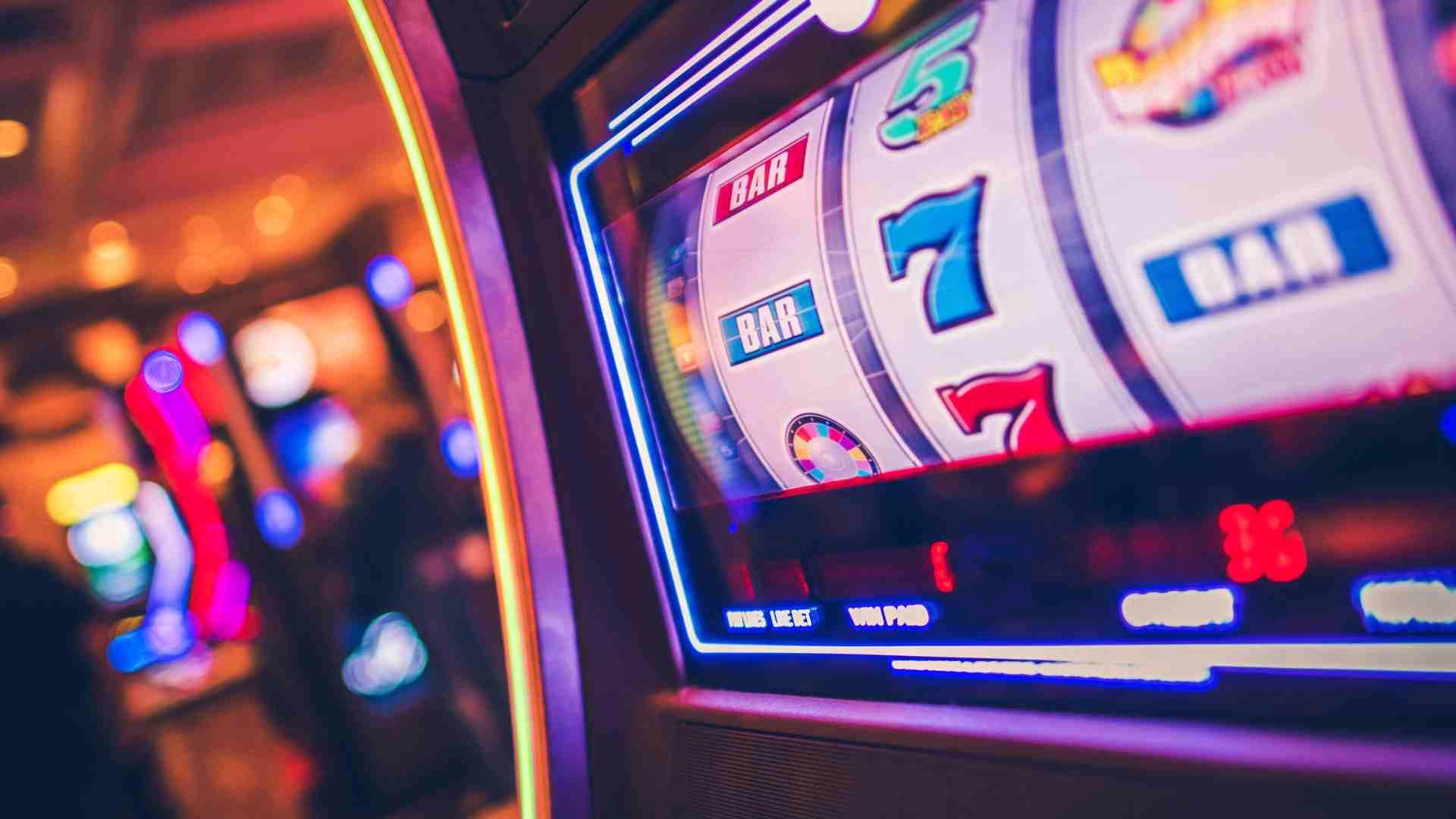 Understanding Slot Machine Features and Bonus Rounds