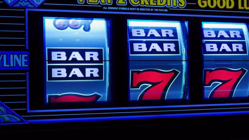 Why Classic Three-Reel Slots Maintain a Dominant Market Share